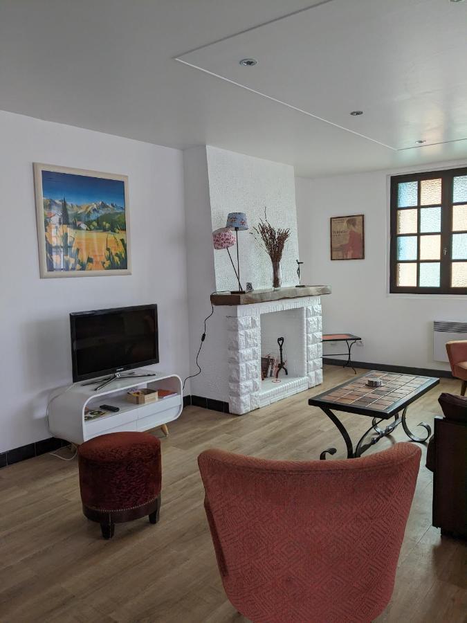 Au Chalet D'Illiers Combray, Grand Jardin Arbore Luaran gambar